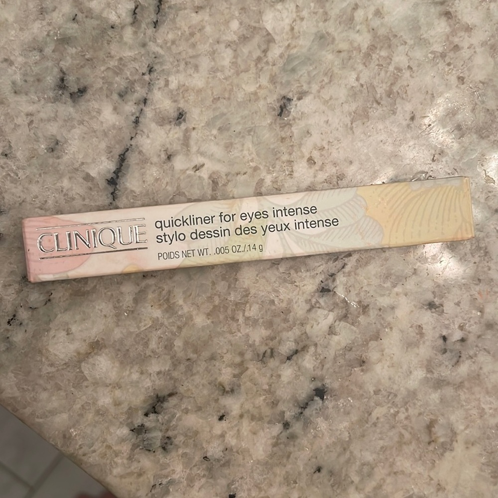 NWT Clinique quickliner eyeliner color 09 intense ebony.